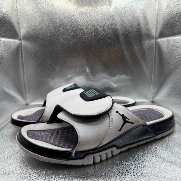 Size 10 Nike Air Jordan Hydro XI Easter Emerald Mens Slide Sandals AA1336-117 - Picture 7 of 12